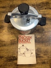 Vtg quart wearever for sale  Addison