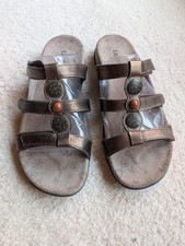 New taos women for sale  Saint Paul
