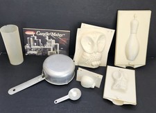 7 peças Moldes de vela de plástico vintage década de 1970 corujas broche boliche caracol pote copo colher e livro, usado comprar usado  Enviando para Brazil
