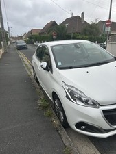 Peugeot 208 1.2 d'occasion  Mondeville