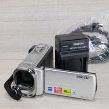 Câmera Filmadora Digital Sony DCR-SX63 Handycam *BOM/TESTADO* com Carregador + Cabo comprar usado Câmera Filmadora Digital Sony DCR-SX63 Handycam *BOM/TESTADO* com Carregador + Cabo comprar usado  Enviando para Brazil