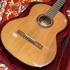 Guitarra clássica Jose Ramirez R-VINO genuína estojo semi-duro 2014 comprar usado  Enviando para Brazil