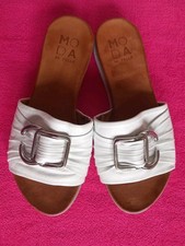 Moda pelle organtia for sale  MOLD