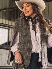 Ruffle trimmed pintucked for sale  Fallon