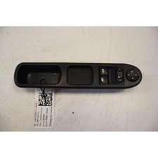 pulsante alzacristalli peugeot 207 usato pulsante alzacristalli peugeot 207 usato Bedizzole
