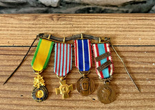 Superbe barrette médailles d'occasion  Dannes