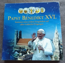 Medaglie papa benedetto usato  Spedire a Italy