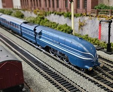 Hornby r30228 streamlined for sale  STONE