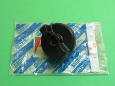 Tappo serbatoio carburante usato Tappo serbatoio carburante usato  Siracusa