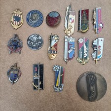 Lot insignes militaires d'occasion  Châteauneuf-de-Randon