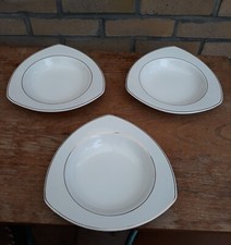 Lot assiettes creuses d'occasion  France