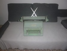 Macchina scrivere hermes usato  Ortona