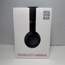 Beats solo3 ear for sale  Newark