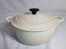 Creuset dutch oven for sale  BEDALE