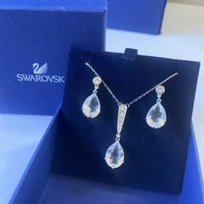 Swarovski crystal necklace for sale  NORWICH