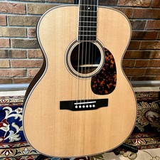 2025 larrivee 40r for sale  Leominster