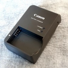 Canon battery charger usato Canon battery charger usato  Predappio
