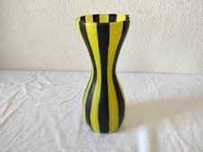 Ancien vase plastique d'occasion  Chambon-sur-Voueize