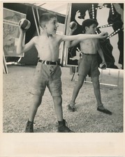 Garçon jeu fête d'occasion  Paris IX