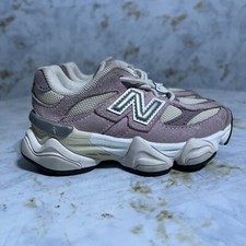 New balance 9060 for sale  Clinton