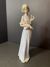 Nao lladro porcelain for sale  Washington