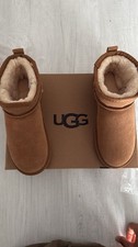 Ugg classic ultramini usato  Castel Bolognese