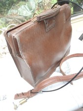 Valise cuir 1960 d'occasion  Coulogne