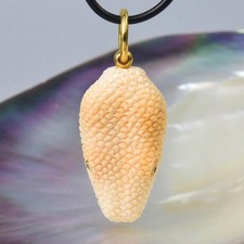 Usado, Pingente de cabeça de cobra concha esculpida, ouro Vermeil prata esterlina e safira 12,24 g comprar usado  Enviando para Brazil