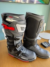 Gaerne sg22 for sale  LLANELLI