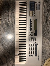 Yamaha mo6 keyboard for sale  North Palm Beach