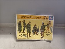 Modellino afrikakorps italeri usato  Cassina de' Pecchi