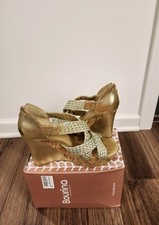 Women guess gold for sale  Hilliard