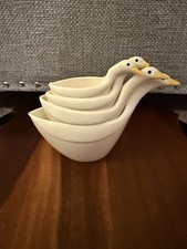 Conjunto de 4 xícaras de medição vintage de gansos/patos empilhamento de melamina comprar usado Conjunto de 4 xícaras de medição vintage de gansos/patos empilhamento de melamina comprar usado  Enviando para Brazil