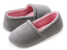 Women lovely slippers for sale  Buford