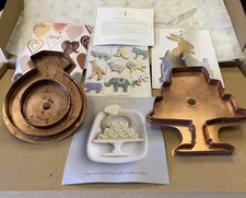 CONJUNTO COMPLETO DE CORTADOR DE BISCOITOS DE COBRE ANEL DE NOIVADO E PEDESTAL BOLO MARTHA BY MAIL comprar usado CONJUNTO COMPLETO DE CORTADOR DE BISCOITOS DE COBRE ANEL DE NOIVADO E PEDESTAL BOLO MARTHA BY MAIL comprar usado  Enviando para Brazil