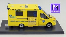 Ambulance mercedes benz d'occasion  Limay