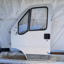1365128080 porta ant. usato  Italia