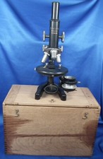 Microscope ernst leitz d'occasion  Fougerolles-du-Plessis