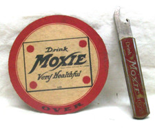 Usado, Original Drink "Moxie" tampa retrátil levantador e montanha-russa com cartão de pontuação bola base comprar usado  Enviando para Brazil