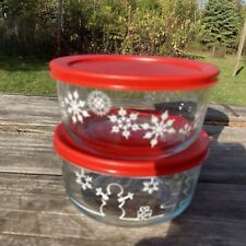 2 cuencos de almacenamiento de vidrio Pyrex vintage de 4 tazas #7201 con tapa roja nieve ❄️ hechos en EE. UU. segunda mano  Embacar hacia Mexico