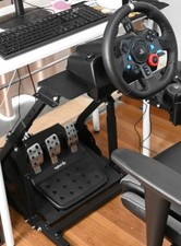 Volante Logitech compatível com PlayStation/com pedais e suporte comprar usado Volante Logitech compatível com PlayStation/com pedais e suporte comprar usado  Enviando para Brazil