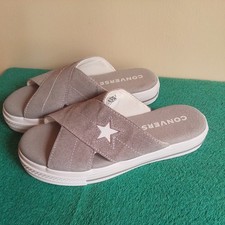 Women converse leather for sale  STONEHAVEN