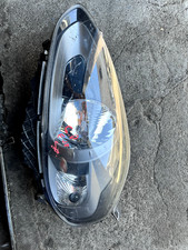 Faro anteriore sinistro usato  Catania