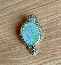 Usado, QUADRO DE JOIAS PRINCESA DA DISNEY A PEQUENA SEREIA ARIEL COM PINO PENDURADO CONCHA comprar usado  Enviando para Brazil