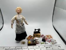 Lote de accesorios de costura y muñeca costurera miniatura casa de muñecas escala 1:12 segunda mano  Embacar hacia Mexico