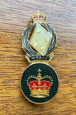 Vintage women royal for sale Vintage women royal for sale  PORT TALBOT