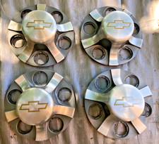 1998-2004 CHEVY S10 TRUCK 2wd TAMPAS CENTRAIS (4) PEÇA # 15731941 FABRICANTE DE EQUIPAMENTO ORIGINAL comprar usado  Enviando para Brazil