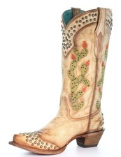 Corral women saddle for sale  Reno