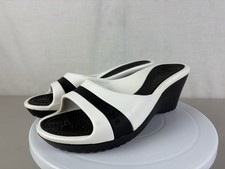 Crocs women sassari for sale  Crown Point