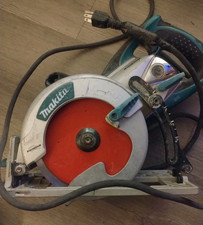 Makita large circular for sale  Bellevue